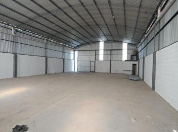 Bodega-Galpón · 375m² · 1 Ambiente · Galpón en Villa Esquiú
