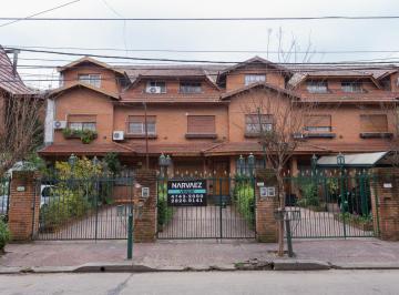 Casa · 143m² · 5 Ambientes · 2 Cocheras · Casa Tipo Duplex en Venta 5 Ambientes en Olivos - Apto Credito
