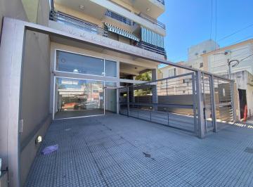 Oficina comercial · 170m² · 1 Ambiente · Local en Pilar