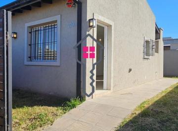 Casa · 65m² · 3 Ambientes · Venta Casa 2 Dorm. + Patio con Parrilla