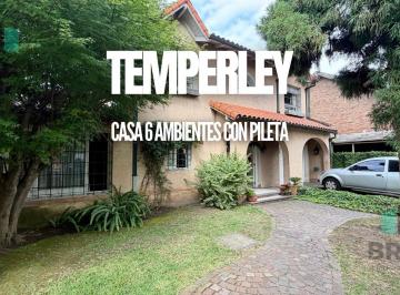 Casa · 180m² · 6 Ambientes · 2 Cocheras · Casa en Venta en Temperley - 6 Ambientes