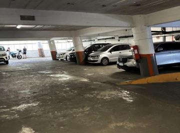 Garage · 34000m² · Garaje de 200 Cocheras X Rampa en La Av 9 de Julio