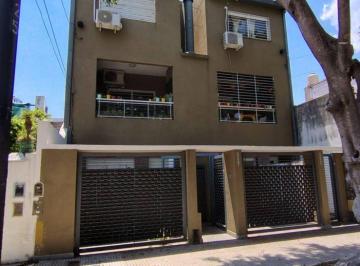 PH de 1 ambiente, Villa Devoto · PH Monoambiente en Pb con Patio Bajas Exp - San Nicolas Al 5200