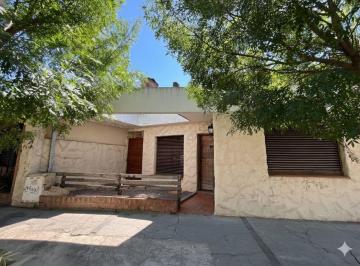 Casa de 4 ambientes, Morón · Hermosa Casa de 4 Ambientes/ Haedo Norte