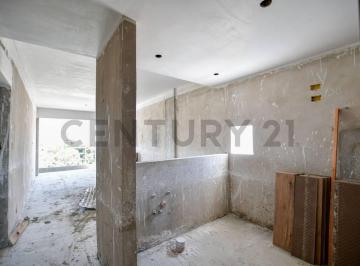 Departamento · 77m² · 3 Ambientes · Semipiso de Dos Dorm. en Venta en La Plata