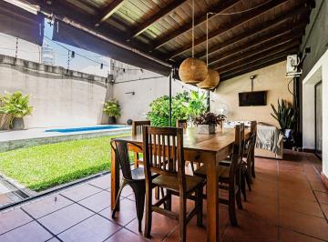 Casa · 100m² · 4 Ambientes · Casa en Liniers