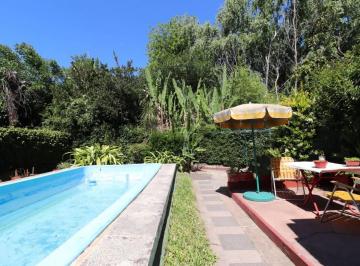 Casa · 120m² · 3 Ambientes · 2 Cocheras · Casa en Tigre con Gran Jardín y Pileta – Ideal Para Disfrutar, Gran Potencial