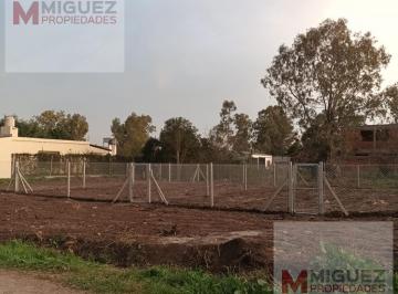 Terreno · 200m² · Terreno en Lisandro Olmos Etcheverry