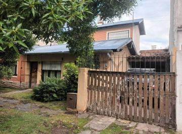 PH · 60m² · 4 Ambientes · 1 Cochera · Venta PH 4 Ambientes en Punta Mogotes (A Reciclar)