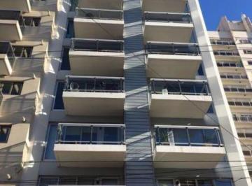 Departamento · 85m² · 3 Ambientes · 1 Cochera · Departamento - Centro 2 Dorm con Cochera