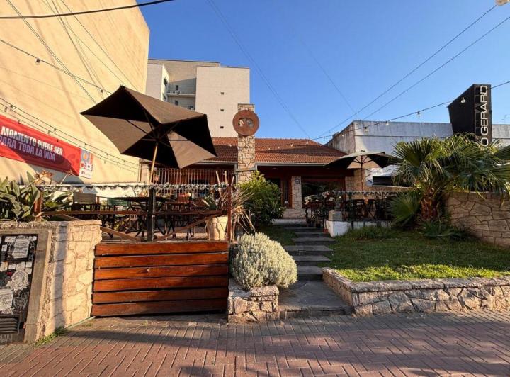 Local comercial · 293m²