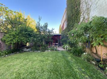 Terreno · 210m² · 4 Ambientes · 2 Cocheras · Lote Banfield Permuta Oportunidad Terreno Cocheras o Casa de 4 Ambientes