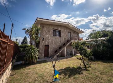 Casa · 266m² · 5 Ambientes · 5 Cocheras · Venta Casa en Cosquin con Pileta y Quincho