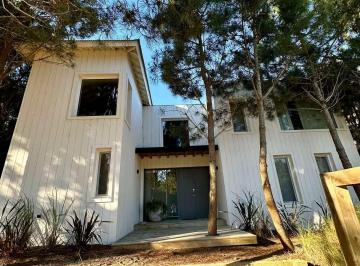 Casa de 8 ambientes, Costa Esmeralda · Casa Maritimo 3 Lote 24 - Costa Esmeralda - Arquitectura Marisa Vichich