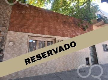 Casa · 62m² · 3 Ambientes · Terreno en Pompeya