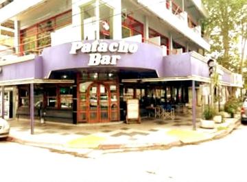 Local comercial · 90m² · Local en Venta en Morón, G. B. a. Zona Oeste, Argentina