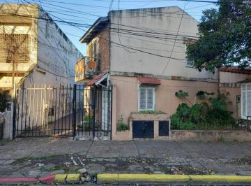 Casa de 3 ambientes, Morón · Casa Duplex 3 Ambientes con Cochera en Castelar