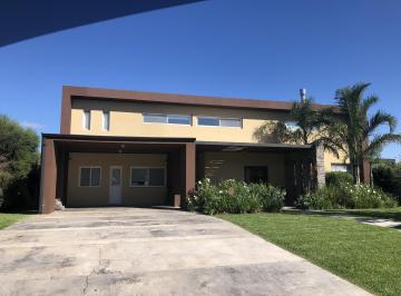 Casa · 320m² · 7 Ambientes · 4 Cocheras · Casa en El Remanso
