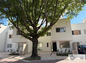 Casa · 156m² · 5 Ambientes · 2 Cocheras · Venta Casa 5 Ambientes San Isidro a Estrenar. Impecable Construcción
