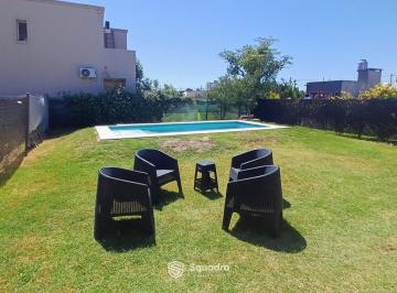 Casa · 70m² · 3 Ambientes · 1 Cochera · Venta - Casa 2 Dorm. con Jardín y Pileta - Tierra de Sueños 3, Roldán.
