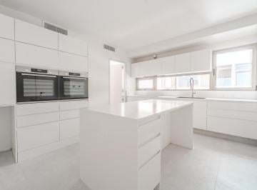 Departamento de 4 ambientes, Palermo · Departamento 4 Ambientes con Dorm. en Suite en Genzo Salguero