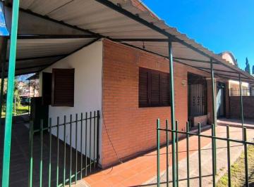 Casa de 4 ambientes, Río Ceballos · Oportunidad Inversion! Casa 2 Hab Coch y Pileta en Centro Rio Ceballos!