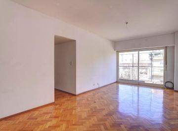 Departamento · 71m² · 4 Ambientes · Departamento 4 Amb en Venta Al Frente