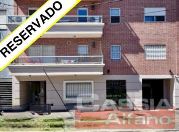 Departamento · 32m² · 1 Ambiente · 1 Cochera · Departamento Mono Ambiente Super Amplio y Luminoso con Balcon y Cochera