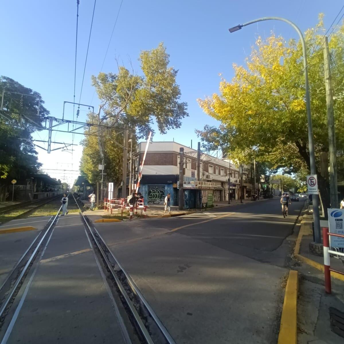 Mitre 961, Adrogué, Almirante Brown