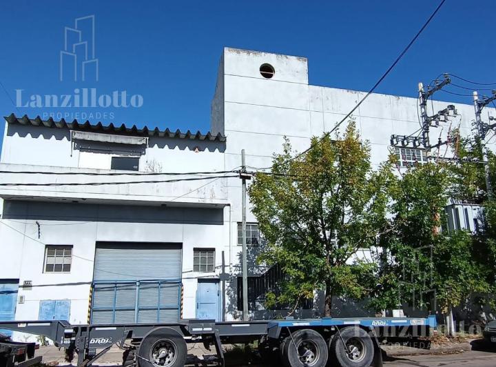 Depósito · 1320m²