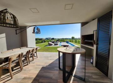 TRJ-TRJ-836_2 · Venta Casa de 4 Ambientes en Área 2 de Country San Sebastián, Escobar