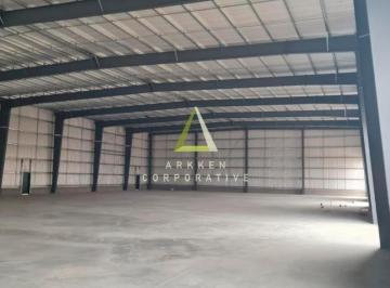 Bodega-Galpón · 3700m² · Galpón en Alquiler en Parque Industrial Tigre