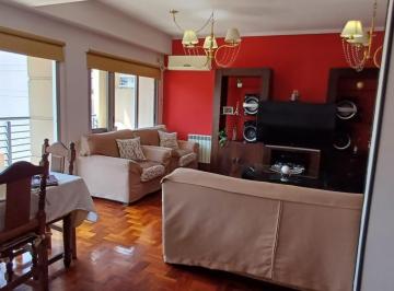 Departamento · 109m² · 4 Ambientes · 1 Cochera · Departamento en Venta - 4 Dorm. 3 Baños - 109 m² - Quilmes