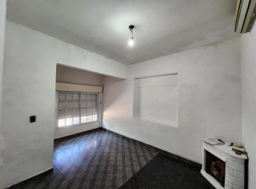 Casa · 130m² · 4 Ambientes · 2 Cocheras · Casa en Venta - 3 Dorm. 1 Baño - Longchamps