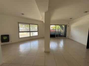 Departamento · 74m² · 3 Ambientes · Departamento de 3 Ambientes Frente Apto Credito en Flores.