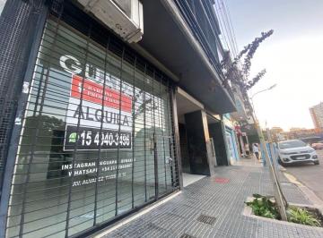 Local comercial , Chacarita · Excelente Local Sobre Álvarez Thomas a m de Elcano a un Precio Imperdible
