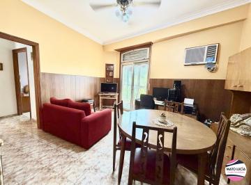 Departamento de 3 ambientes, Floresta · Departamento 3 Ambientes - Conectividad!
