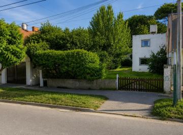 Casa · 145m² · 5 Ambientes · Venta Oportunidad Casa con Terreno y Gas Natural Ideal Desarrollos