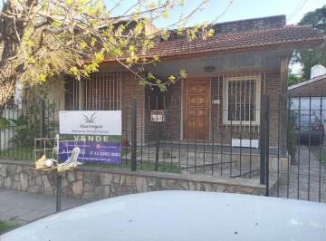 Casa de 4 ambientes, San Fernando · Casa en Venta con Departamento Al Fondo en San Fernando Apto Credito