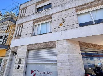Oficina comercial · 225m² · 4 Ambientes · Oficina - Macrocentro