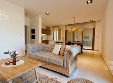 Casa · 87m² · 4 Ambientes · 1 Cochera · Duplex en Venta a Estrenar, Totalmente Equipados. Monte Hermoso.