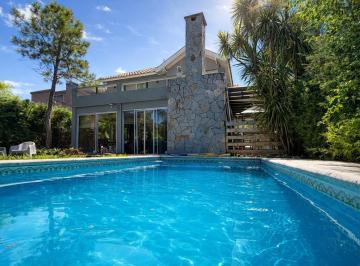Casa · 177m² · 4 Ambientes · 1 Cochera · Casa en Venta en La Candela, Pilar, G. B. a. Zona Norte