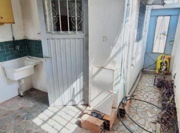 Casa · 145m² · 3 Ambientes · Venta - Oportunidad, Lote Esquina!