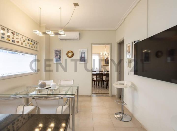 Departamento · 118m² · 5 Ambientes · 1 Cochera