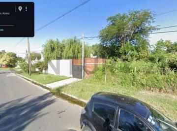 Terreno · 200m² · 85 Entre 10 y 11 - Lote en Venta 200 m²