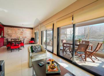 Departamento · 123m² · 4 Ambientes · 1 Cochera · Venta: Amplio 4 Ambientes con Escritorio, Balcón y Cochera – Villa Devoto