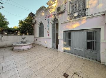 Casa · 154m² · 6 Ambientes · 1 Cochera · Casona Comercial con 6 Ambientes y Cochera en Barrio Belgrano