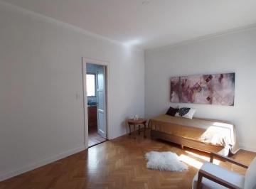 Departamento de 3 ambientes, Recoleta · Departamento 3 Ambientes Semipiso Luminoso en Recoleta