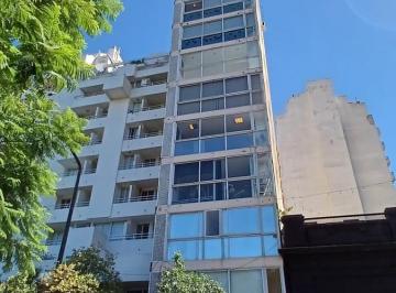 Oficina comercial · 103m² · 2 Ambientes · Oficina en Alquiler Alberdi, Córdoba