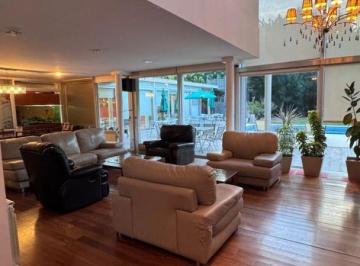 MBP-MBP-1822_2 · Casa 3 Dorm.. | Club de Campo Grand Bell 467 E/ 142 y 148 Al 5000
